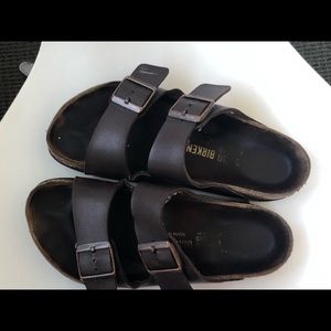 Brown leather Birkenstock’s